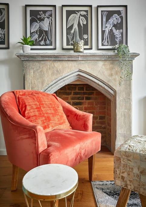 The Chapel Cottage By Ritual Stays Hemel Hempstead Kültér fotó